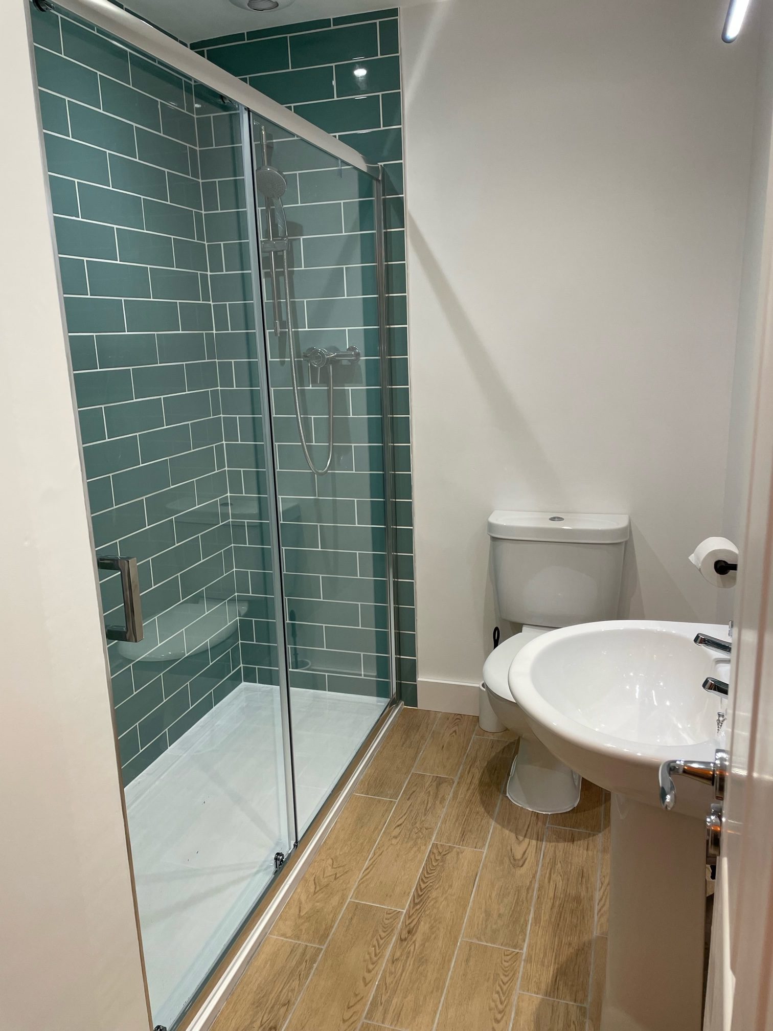 Walk In Shower at St Edmunds Holiday Apartments, Trevone near Padstow